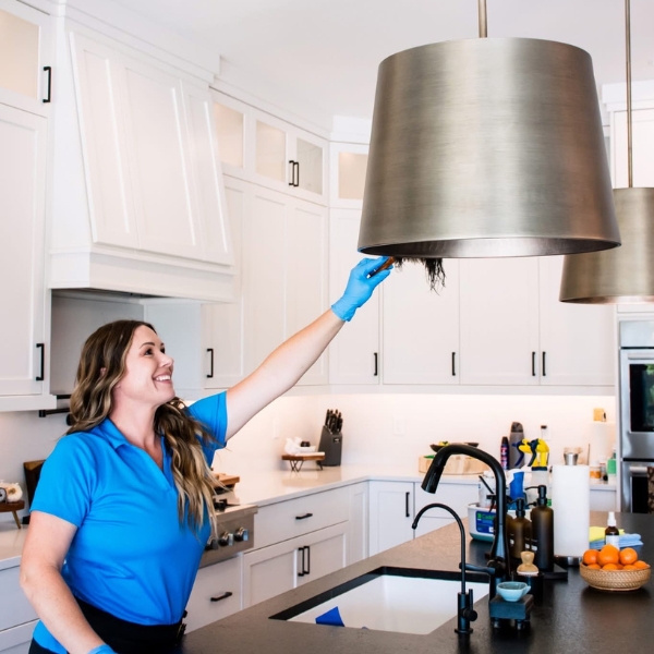 Choose the Experts for Your Move In/Out Cleaning Service